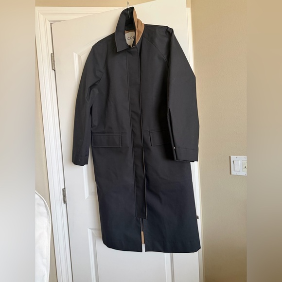 COS Two-Tone Trench Coat in Black and Brown - Picture 5 of 6